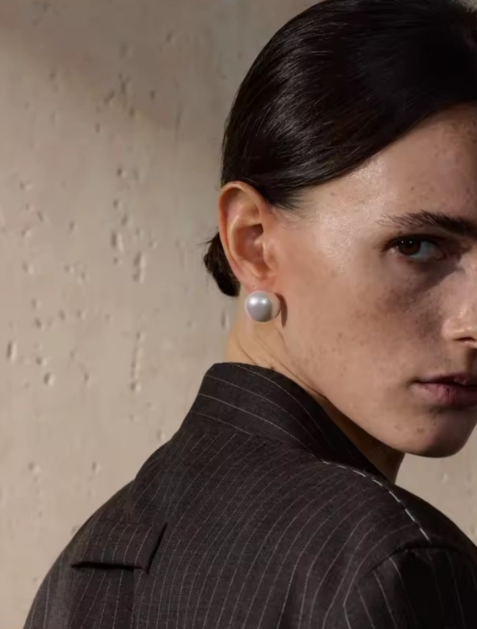 Jamie | Boucles d'oreilles rondes perle douce